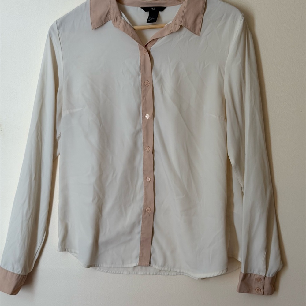 H&M Cream and Tan Collar Blouse